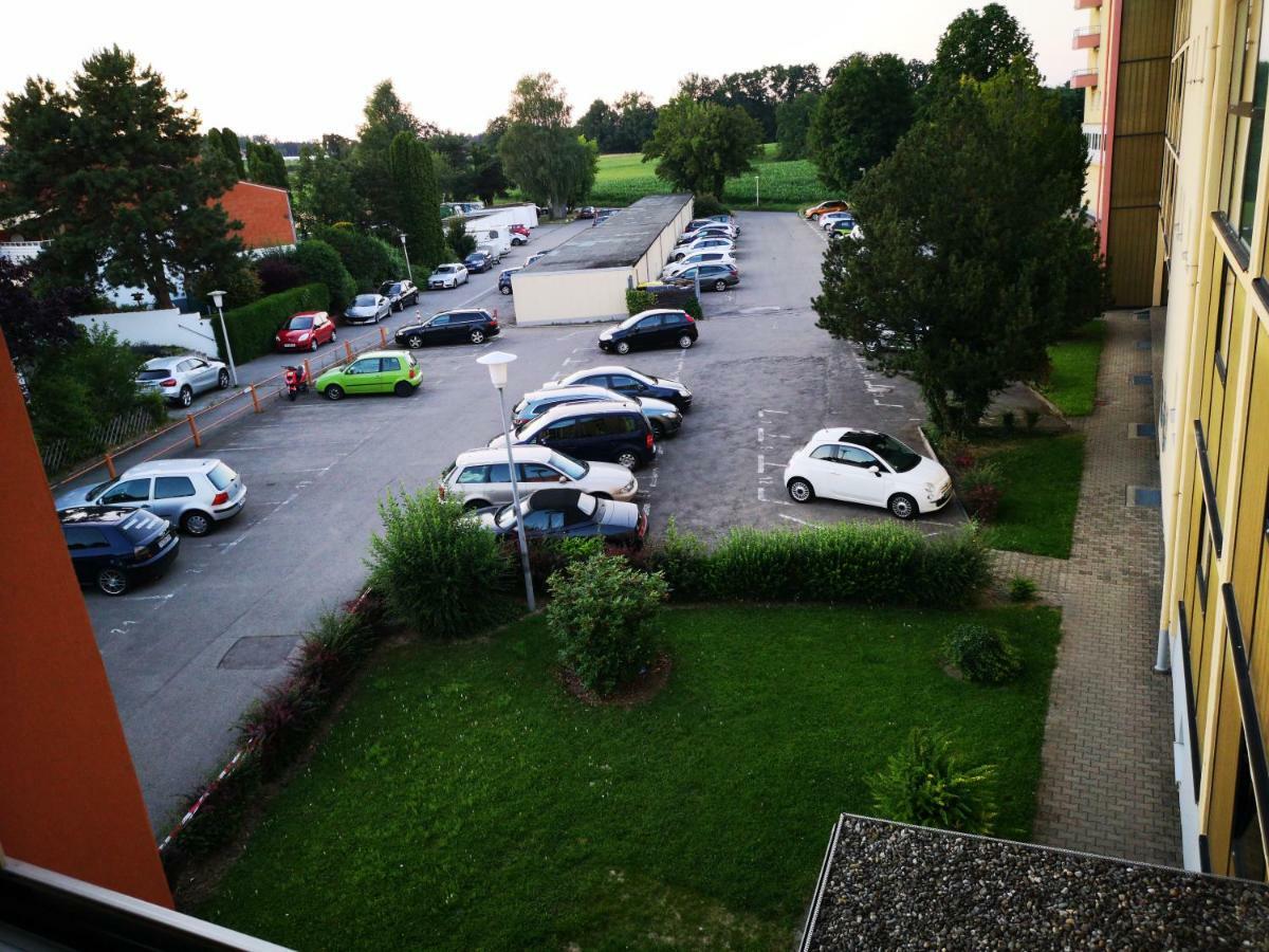 Kiba Panorama Suite Oberteuringen 73 Seeblick & Hallenbad المظهر الخارجي الصورة